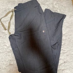 Figs Yola™  Regular fit Skinny Scrub Pants dark denim